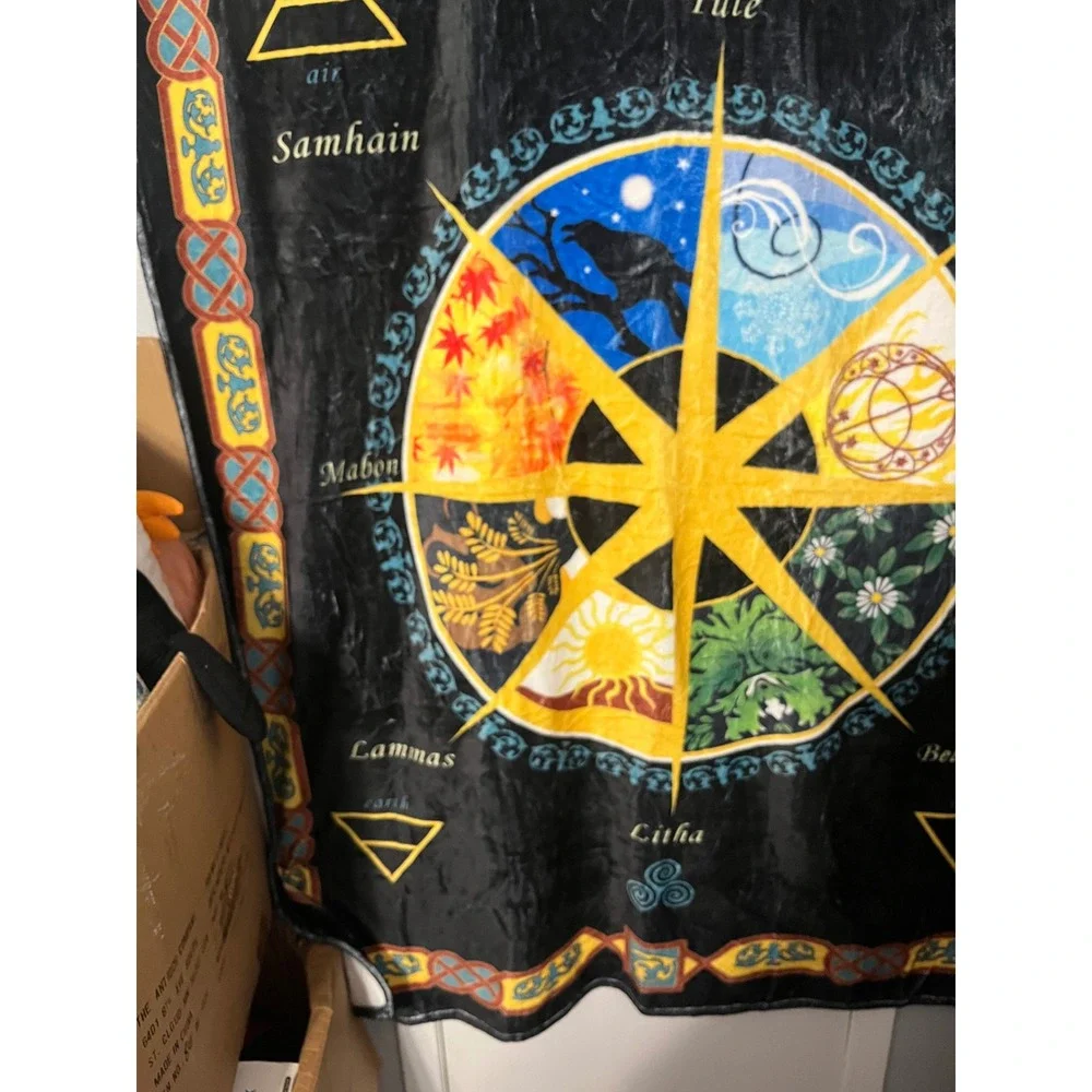 Wiccan Wheel of the Year Fleece Throw Blanket Pagan Sabbats Celtic Knot 50x60